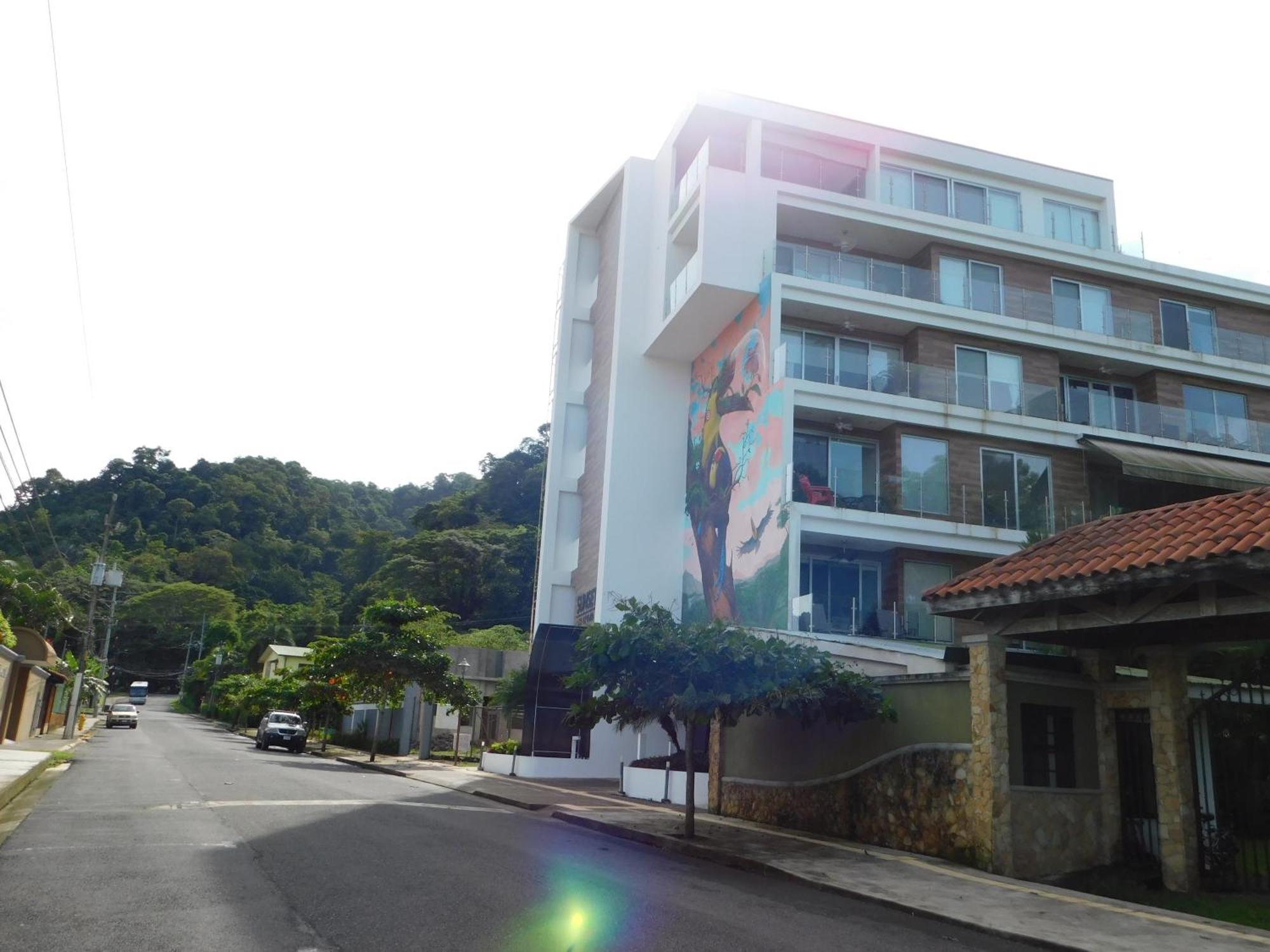 Sunset 205, Sleeps Six, Next Door To The Pool, 100M To The Beach! Jacó Esterno foto